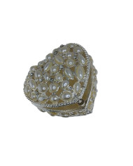 CAIXA METAL CORACAO COM PEROLAS