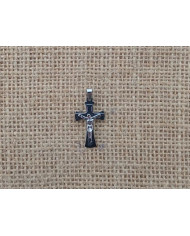 CRUZ ACO 28MM LARGA ARREDONDADA CRISTO